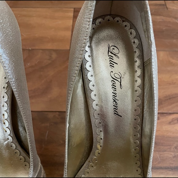 Lulu Townsend Champagne Heels! - Picture 6 of 7